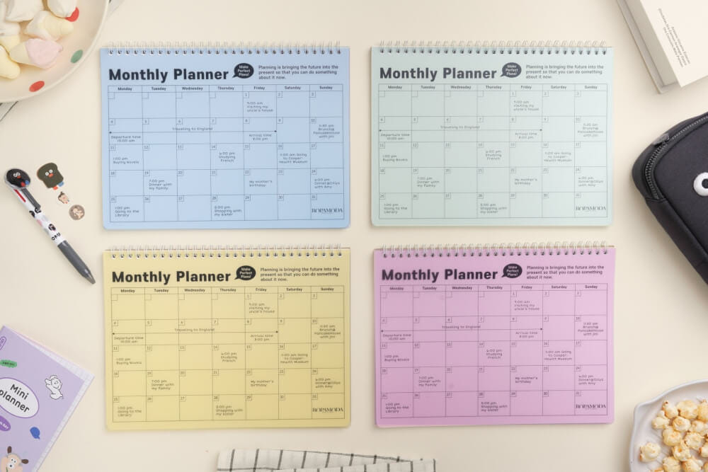 สมุดแพลนเนอร์ PP month planner สีชมพู